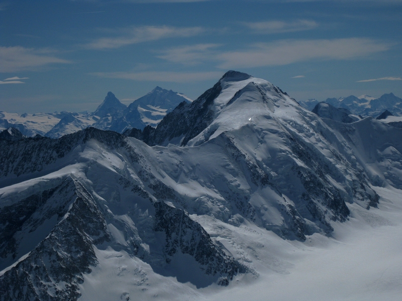 Matterhorn-Weisshorn-und-Aletschhorn