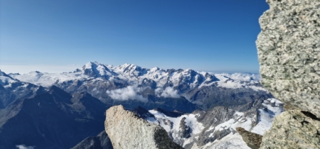 Hochtour Weisshorn: Blick in die Monte Rosa Gruppe