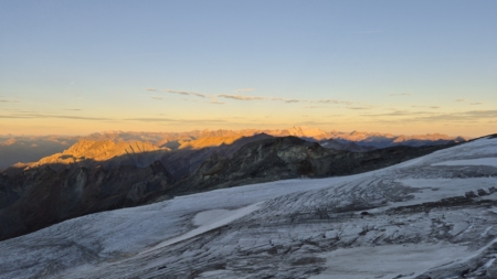 Geführte Tour auf den Großglockner über den Stüdlgrat: Blick über das Teischnitzkees nach Südwesten