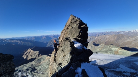 Geführte Tour auf den Großglockner über den Stüdlgrat: Fotogene Stelle am Grat