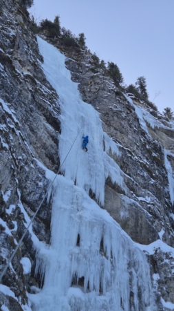 Ice climbing in the Sylvenstein basin, Achensee region/Tyrol