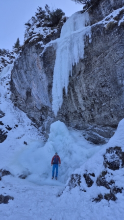 Ice climbing in the Sylvenstein basin, Achensee region/Tyrol