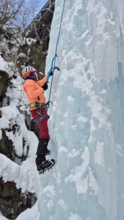 Ice climbing course in the Taschach Gorge ice world