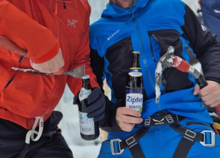Closing time after a successful ice climbing course