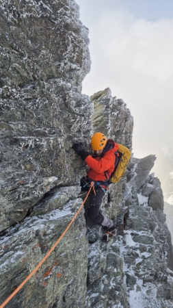 Führung Großglockner über den Stüdlgrat: Während es immer heller wird, arbeiten wir uns weiter Richtung Gipfel.
