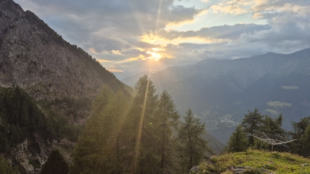 Abendsonne bei der Sasc Furä Hütte