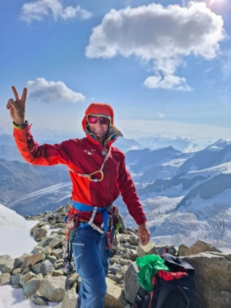 Am Gipfel des 4049 m hohen Piz Bernina - höchster Berg der Ostalpen